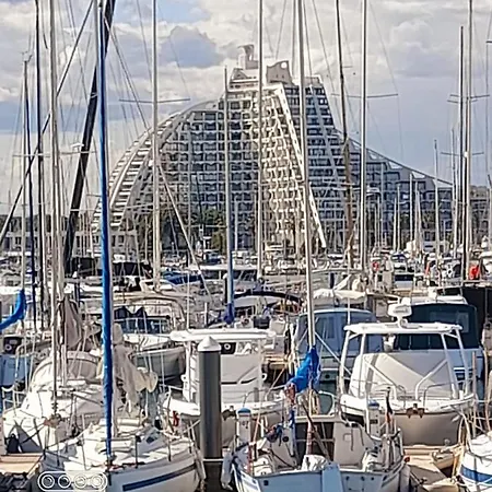 La Grand Motte - 2 Personnes Seulement - Centre - Plage דירה לה גרנד מוט