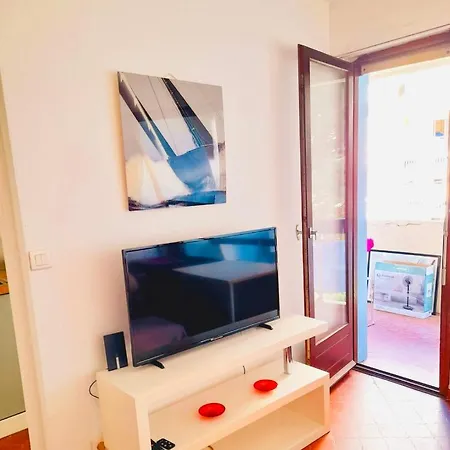 La Grand Motte - 2 Personnes Seulement - Centre - Plage