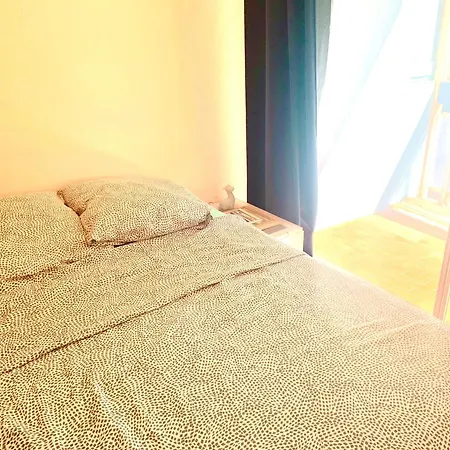 La Grand Motte - 2 Personnes Seulement - Centre - Plage * La Grande-Motte